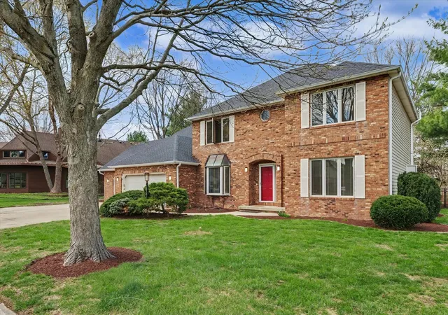3rd image of 2404 N Nottingham Ct, Champaign, IL 61821 | MLS# 12547260