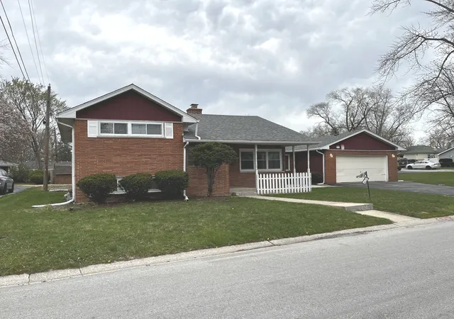 Photo 1 of Single family home for sale at 17410 Emerson Ave, Hazel Crest, IL 60429 | MLS# 12547303 | Listing updated on 2026-09-21