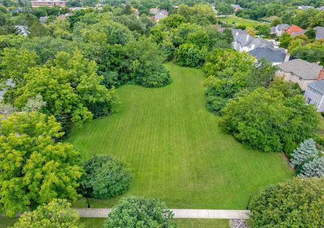 Homes for sale in Westmont, IL | 5725 S Wilmette Ave, Westmont, IL 60559 | MLS# 12547342