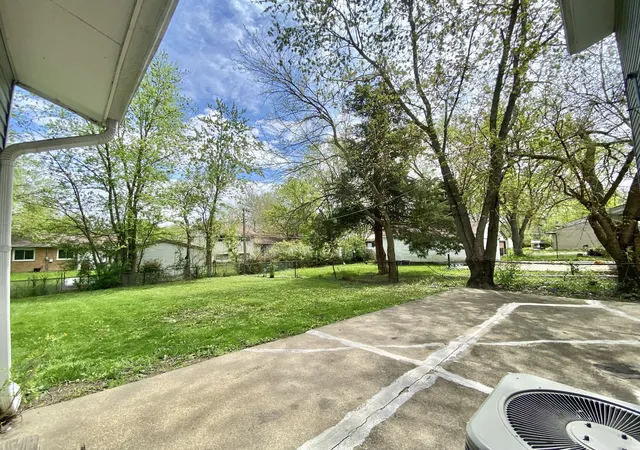 28th image of 903 Blackhawk Dr, University Park, IL 60484 | MLS# 12547395