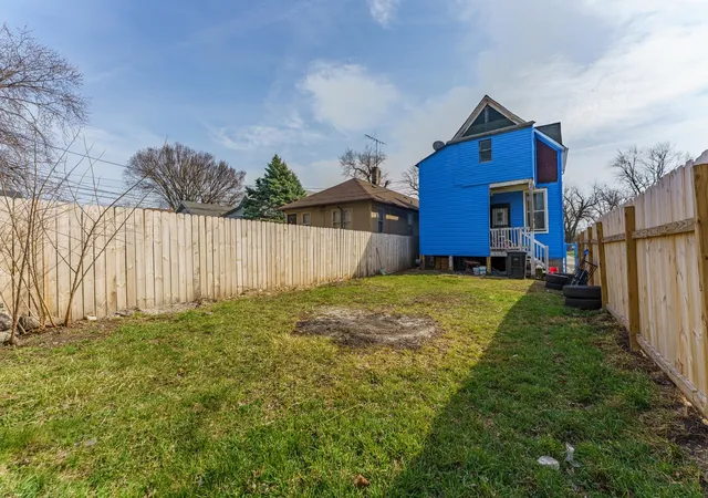 14th image of 324 W 114th St, Chicago, IL 60628 | MLS# 12547763