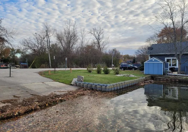 Photo 3 of Land for sale at 33211 N Island Ave, Grayslake, IL 60030 | MLS# 12547801 | Listing updated on 2026-10-07