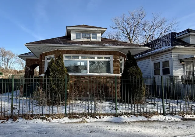 1st image of 7741 S Oglesby Ave, Chicago, IL 60649 | MLS# 12547818