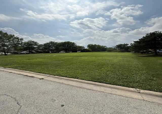 Homes for sale in Orland Park, IL | 16230 S 107Th Ave, Orland Park, IL 60467 | MLS# 12547855