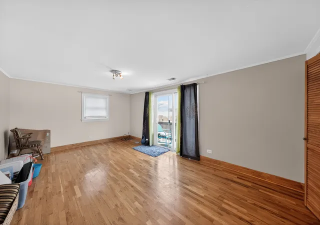 4th image of 7315 Arcadia St, Morton Grove, IL 60053 | MLS# 12547999