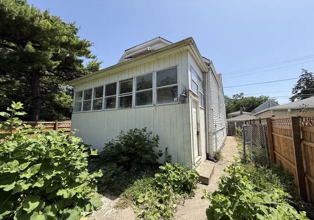 1st image of 1413 Wisconsin Ave, Berwyn, IL 60402 | MLS# 12548079