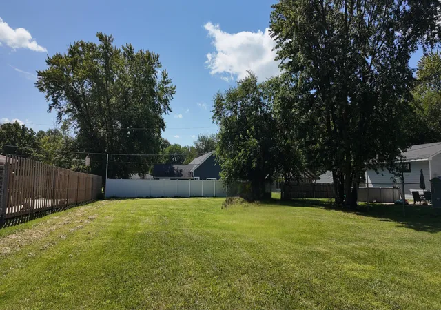 Homes for sale in Joliet, IL | 2408 Chestnut St, Joliet, IL 60435 | MLS# 12548184