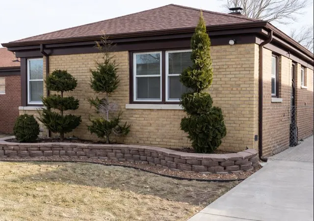 Single family home for sale at 14405 S Calhoun Ave, Chicago, IL 60633 | MLS# 12548940 | Listing updated on 2026-02-11