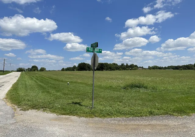 Photo 4 of Land for sale at 15316 E Holland Dr, Mt Vernon, IL 62864 | MLS# 12548972 | Listing updated on 2026-10-09