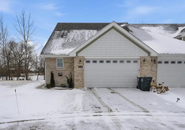 Photo 3 of Townhouse for sale at (Undisclosed), Justice, IL 60458 | MLS# 12549548 | Listing updated on 2026-08-10