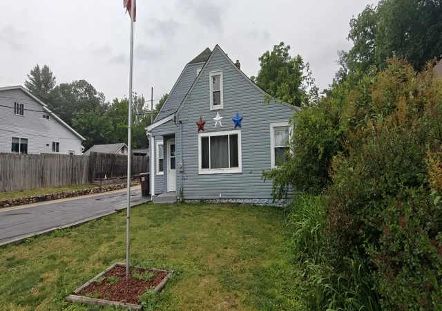 2nd image of 616 Daisyfield Rd, Rockford, IL 61102 | MLS# 12550004