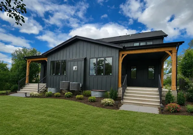 Photo 3 of Single family home for sale at 1523 N Fernandez Pl, Arlington Heights, IL 60004 | MLS# 12550938 | Listing updated on 2026-08-28
