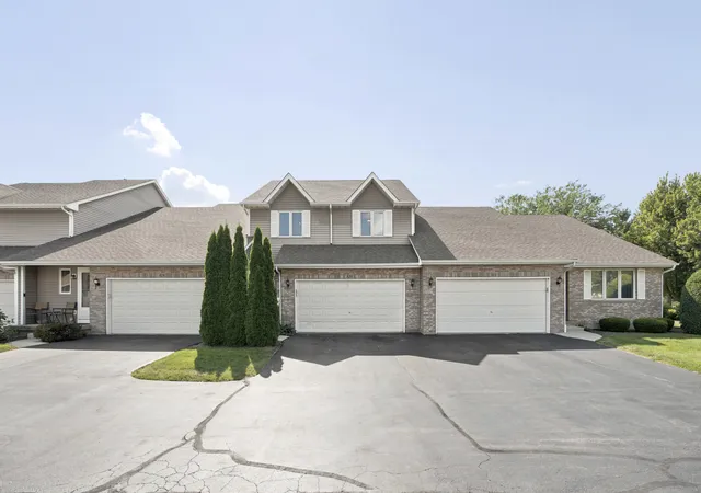 Photo 1 of Townhouse for sale at 816 Katherine Ln, Hampshire, IL 60140 | MLS# 12552097 | Listing updated on 2026-10-04
