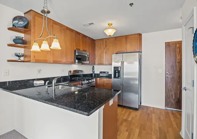 Photo 2 of Condo for sale at 1199 E Port Clinton Rd #601, Vernon Hills, IL 60061 | MLS# 12552673 | Listing updated on 2026-10-21
