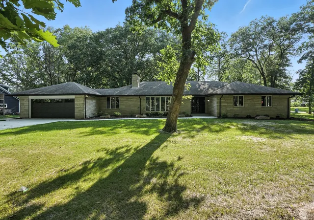 39th image of 2711 Edgewood Dr, Dyer, IN 46311 | MLS# 12552697