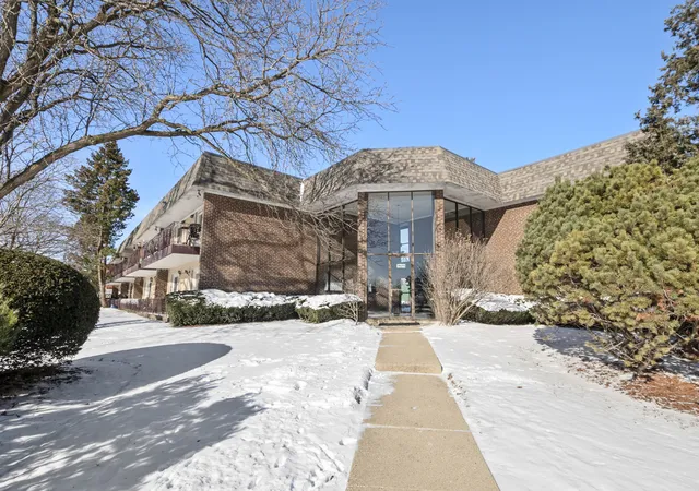 Condominium at 3n550 Crown Rd #2, Elmhurst, IL 60126 | MLS# 12552806 |  | Sold on 2026-02-26