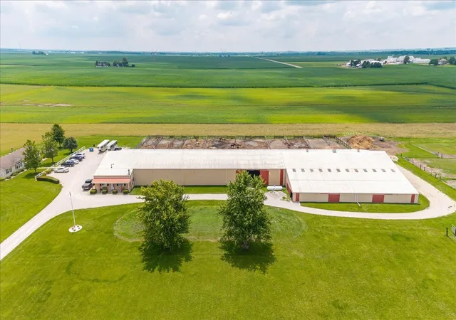 Photo 3 of Single family home for sale at 26151 E 2500 North Rd, Lexington, IL 61753 | MLS# 12555148 | Listing updated on 2026-07-29