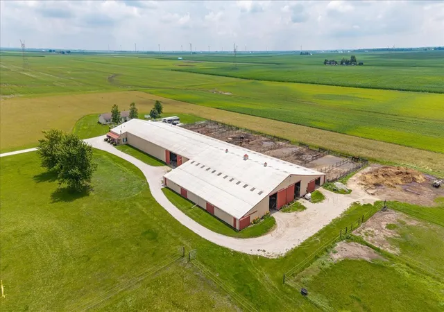 Homes for sale in Lexington, IL | 26151 E 2500 North Rd, Lexington, IL 61753 | MLS# 12555148