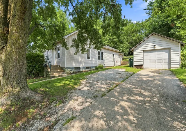 image of 1720 S State St, Lockport, IL 60441 | MLS# 12555342