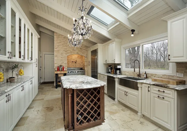 Photo 4 of Single family home for sale at 2610 Crestwood Ln, Riverwoods, IL 60015 | MLS# 12556016 | Listing updated on 2026-10-28