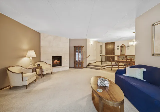 3rd image of 7930 W Lakeview Ct #1B, Palos Heights, IL 60463 | MLS# 12556316