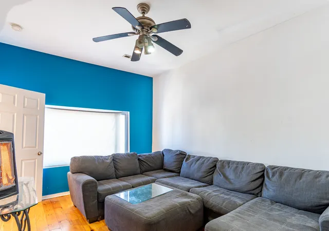 Homes for sale in Chicago, IL | 5228 S Justine St, Chicago, IL 60609 | MLS# 12556600
