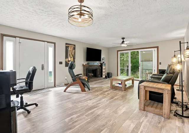 Photo 3 of Condo for sale at 3930 38th Street #C, Rock Island, IL 61201 | MLS# 12556978 | Listing updated on 2026-10-07