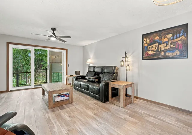 Photo 4 of Condo for sale at 3930 38th Street #C, Rock Island, IL 61201 | MLS# 12556978 | Listing updated on 2026-10-07