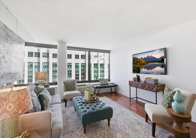 2nd image of 155 N Harbor Dr #5407, Chicago, IL 60601 | MLS# 12558042