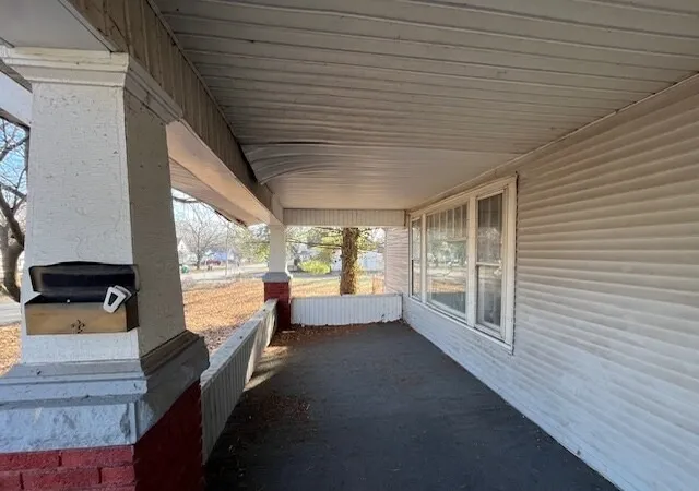 Photo 3 of Sale Pending at 1521 N Union St, Decatur, IL 62526 | MLS# 12558264 | Listing updated on 2026-09-19