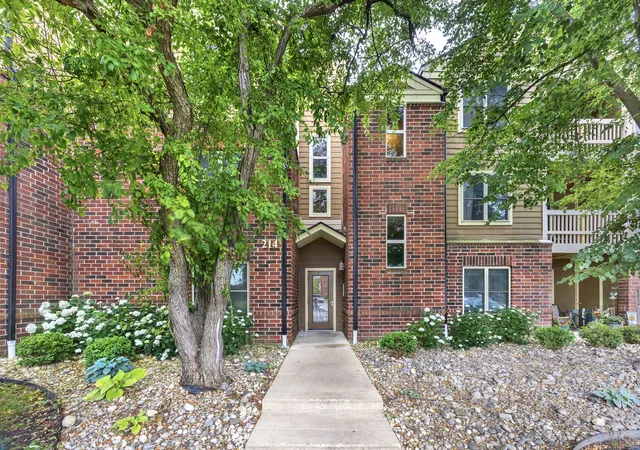 Photo 1 of Condo for sale at 214 Glengarry Dr #201, Bloomingdale, IL 60108 | MLS# 12558313 | Listing updated on 2026-09-18