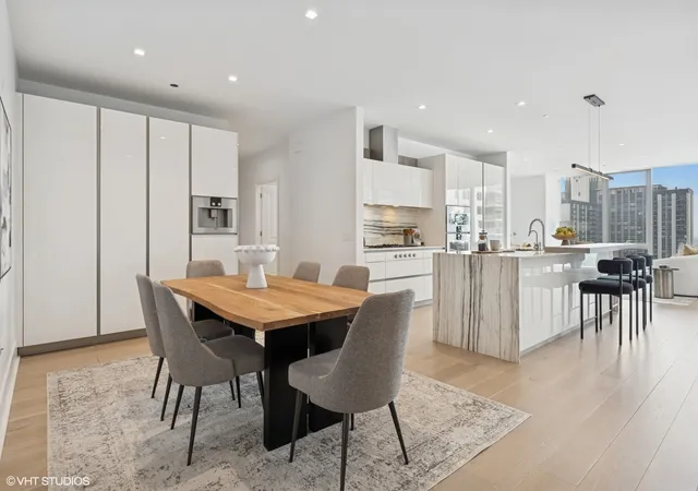 5th image of 363 E Wacker Dr #1903, Chicago, IL 60601 | MLS# 12558524
