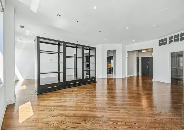 Homes for sale in Chicago, IL | 910 S Michigan Ave #2006, Chicago, IL 60605 | MLS# 12559528