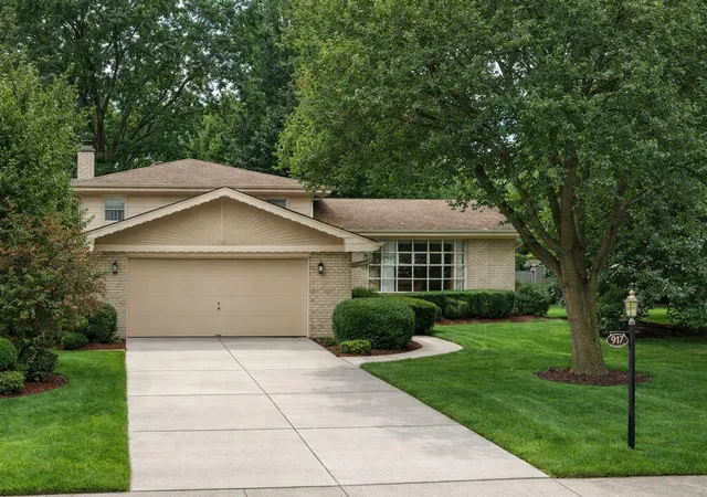 1st image of 917 W Army Trail Blvd, Addison, IL 60101 | MLS# 12560119