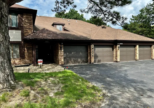 1st image of 18424 Kedzie Ave #2A, Homewood, IL 60430 | MLS# 12560130