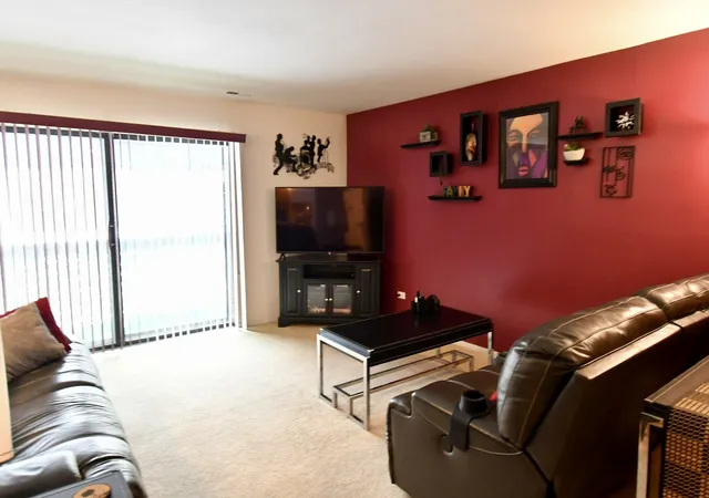 2nd image of 18424 Kedzie Ave #2A, Homewood, IL 60430 | MLS# 12560130