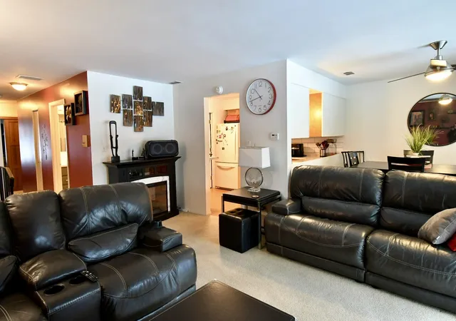 4th image of 18424 Kedzie Ave #2A, Homewood, IL 60430 | MLS# 12560130