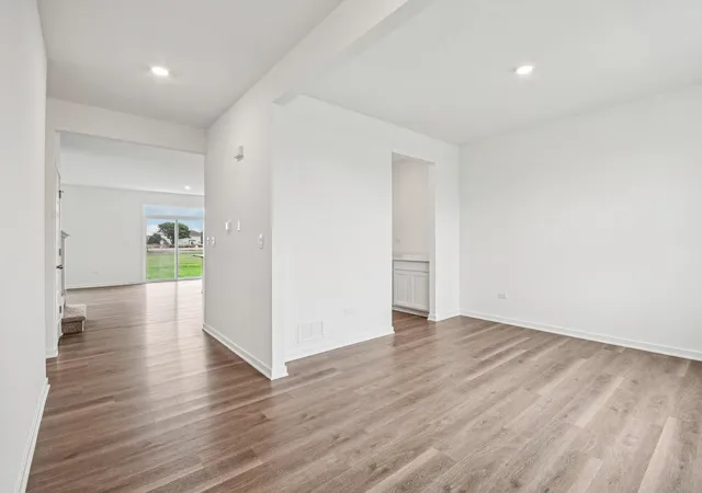 5th image of 6210 Leinster Ln, Tinley Park, IL 60477 | MLS# 12560615
