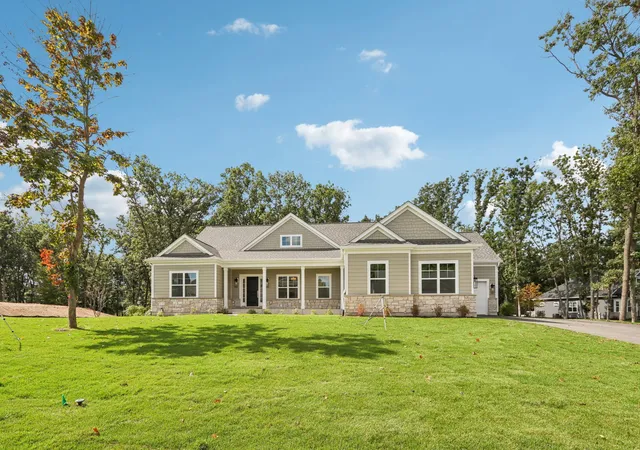 Photo 3 of Single family home for sale at 0s275 Bealer Ct, Geneva, IL 60134 | MLS# 12562168 | Listing updated on 2026-08-20