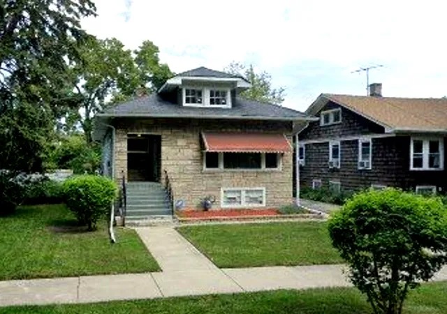 Photo 1 of Single family home for sale at 1931 S 2nd Avenue, Maywood, IL 60153 | MLS# 12562683 | Listing updated on 2026-09-24