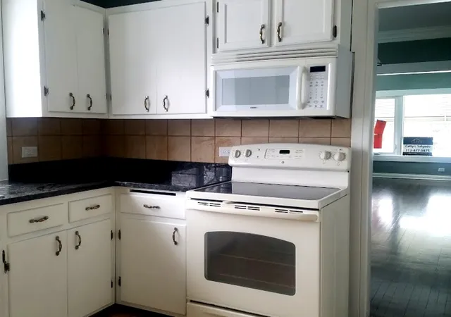 Photo 3 of Single family home for sale at 1931 S 2nd Avenue, Maywood, IL 60153 | MLS# 12562683 | Listing updated on 2026-09-24