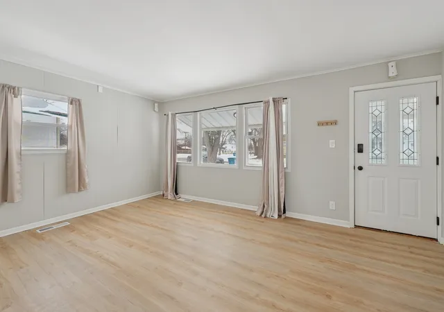 4th image of 26 E Normandy Dr, Chicago Heights, IL 60411 | MLS# 12562813