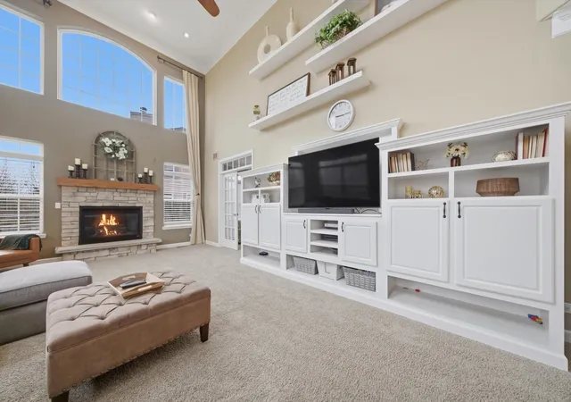 Photo 3 of Single family home for sale at 28235 W Yosemite Ct, Lakemoor, IL 60051 | MLS# 12562967 | Listing updated on 2026-09-04