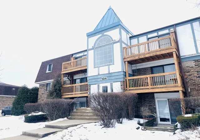 1st image of 126 S La Londe Ave #2B, Addison, IL 60101 | MLS# 12563047