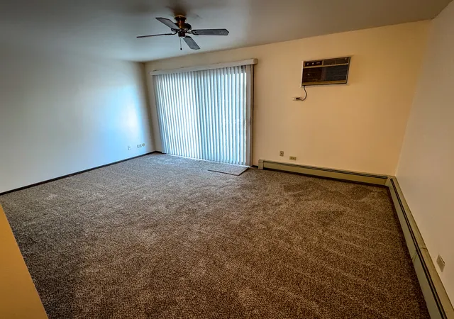 Listing Photo 4 - Condo for sale in building located at 5500 W 127Th St, Alsip, IL 60803 - Unit #4