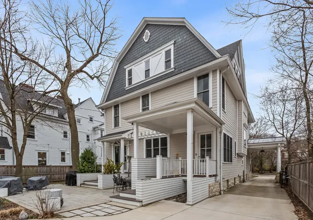 62nd image of 1735 Asbury Ave, Evanston, IL 60201 | MLS# 12564356