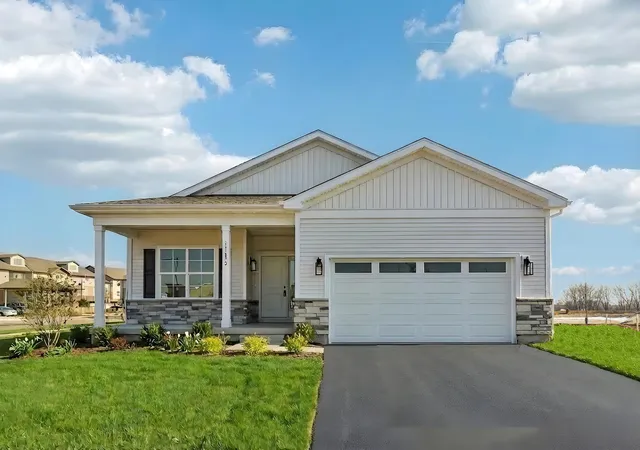 Homes for sale in Huntley, IL | 11690 Ryann Rd, Huntley, IL 60142 | MLS# 12564362