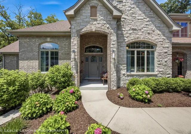 Photo 2 of Single family home for sale at 16270 Lakewood Path, Homer Glen, IL 60491 | MLS# 12564422 | Listing updated on 2026-09-14
