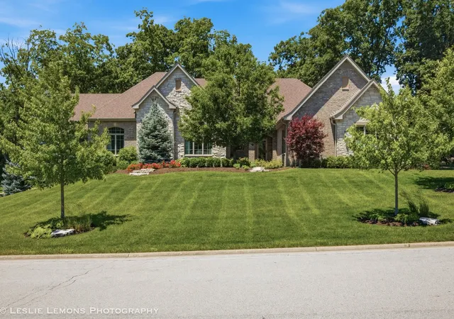 Photo 3 of Single family home for sale at 16270 Lakewood Path, Homer Glen, IL 60491 | MLS# 12564422 | Listing updated on 2026-09-14