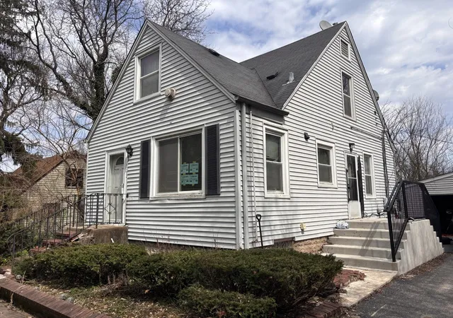Photo 2 of Single family home for sale at 16343 Central Park Ave, Markham, IL 60428 | MLS# 12564759 | Listing updated on 2026-09-23